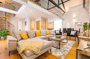 Host & Stay - Oddfellows Hall